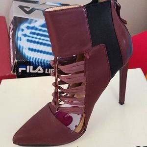 Heeled boot